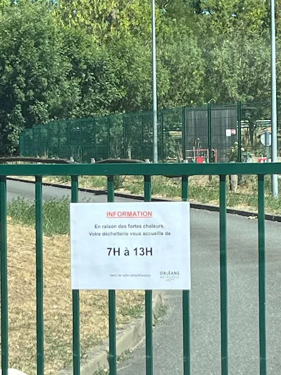 Déchèterie de Saint Cyr en Val